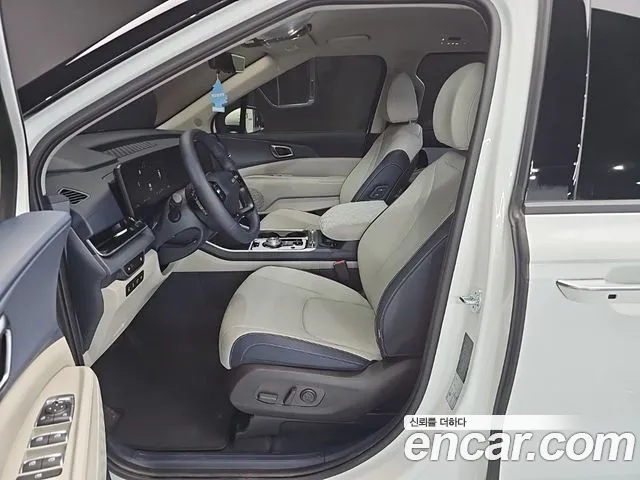 Kia Carnival Generation 4 — Фото автомобиля 17