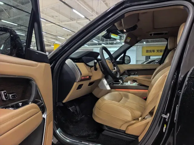 Land Rover Range Rover — Фото автомобиля 3