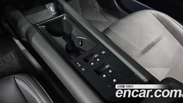 Hyundai Ioniq 6 — Фото автомобиля 12