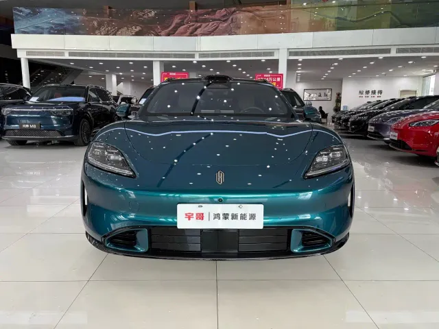 Shangjie Z7T — Фото автомобиля 2