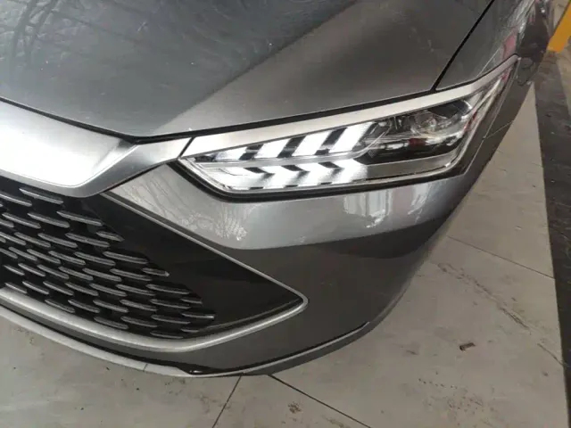 BYD Qin PLUS — Фото автомобиля 23