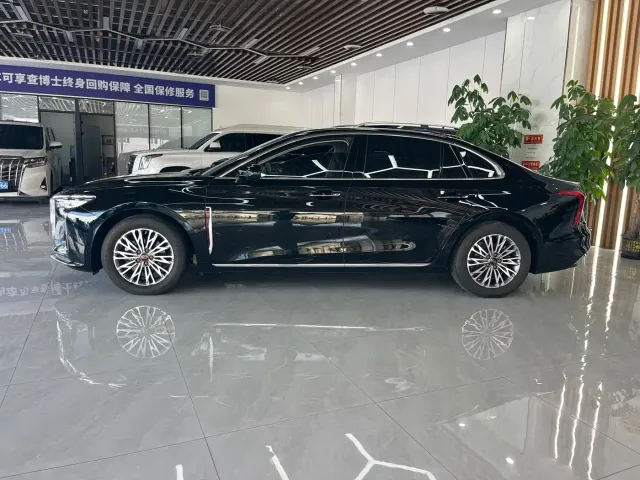 Hongqi H5 — Фото автомобиля 3