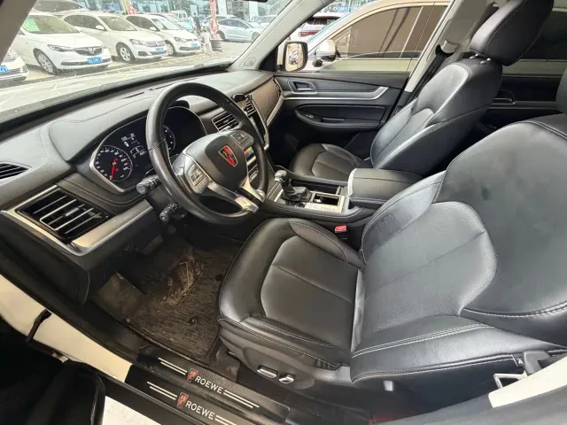 Roewe RX8 — Фото автомобиля 6