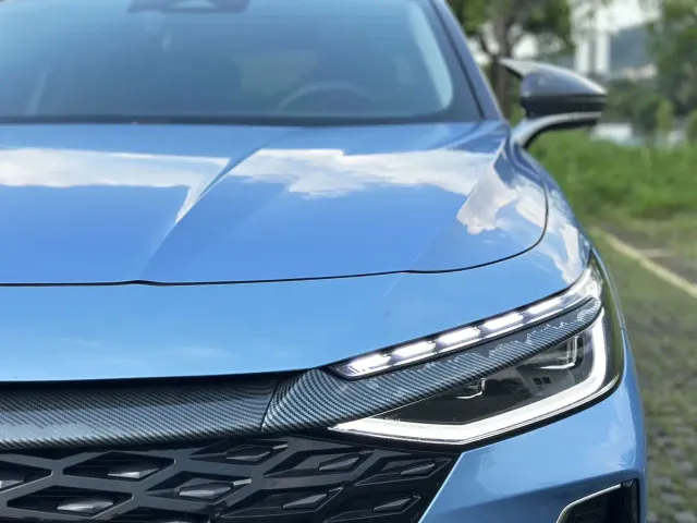 Chery Arrizo 8 — Фото автомобиля 4