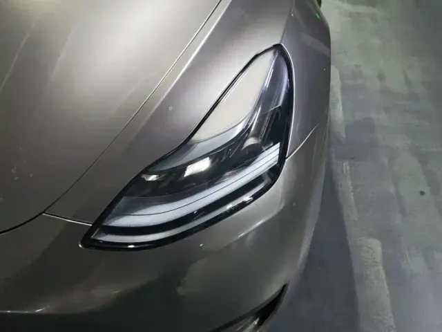 Tesla Model Y — Фото автомобиля 5