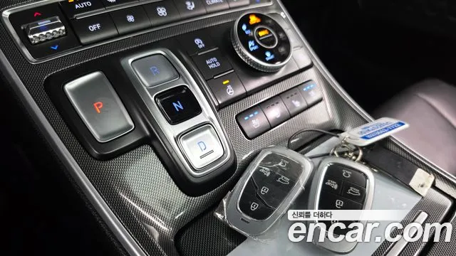 Hyundai Santafe Новый Santa Fe Дизель 2.2 4WD — Фото автомобиля 9