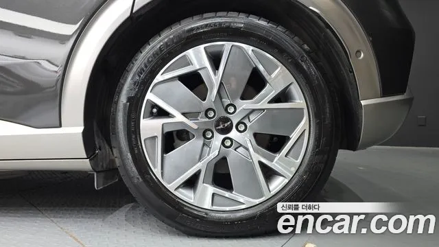 Genesis GV60 — Фото автомобиля 6