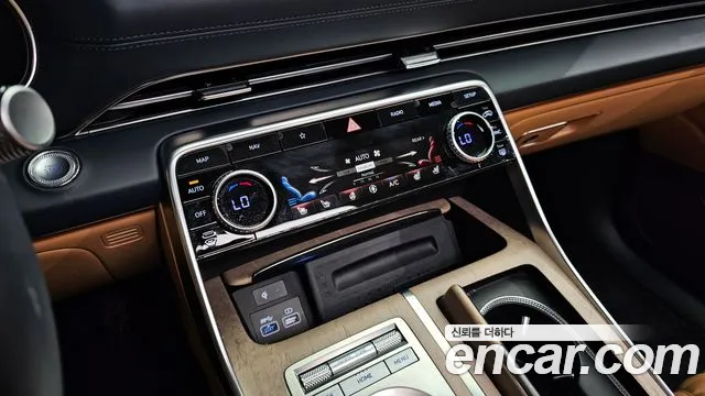 Genesis GV80 2.5T Бензин AWD — Фото автомобиля 29