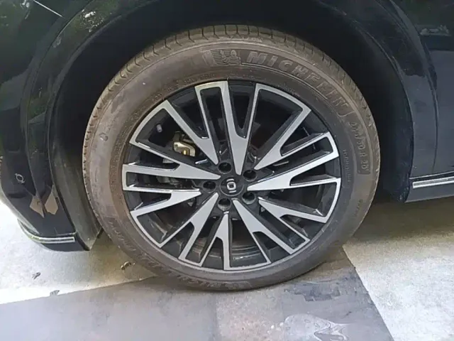 Changan Qiyuan Q07 — Фото автомобиля 22