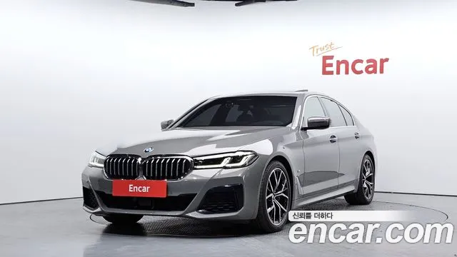 Фотография автомобиля — BMW 5 Series G30
