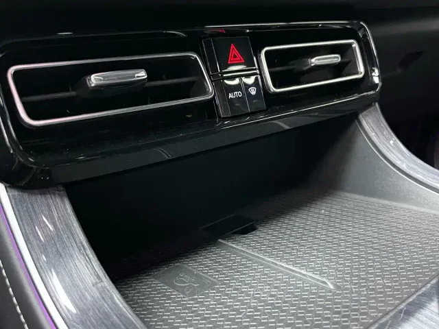 GAC Trumpchi GS8 — Фото автомобиля 19