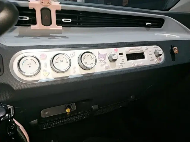 Wuling Hongguang Mini EV — Фото автомобиля 12