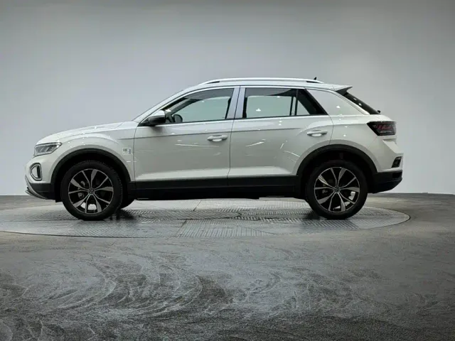 Volkswagen T-Roc — Фото автомобиля 5