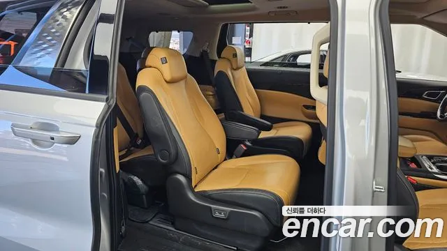 Kia Carnival 4th Gen — Фото автомобиля 17