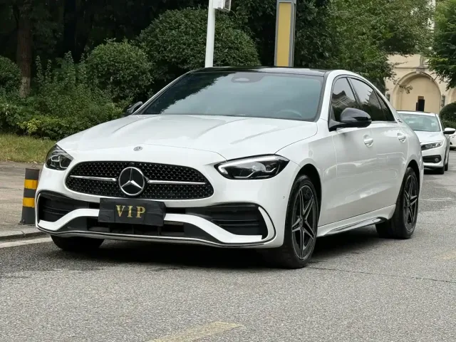 Mercedes-Benz C-Class — Фото автомобиля 2