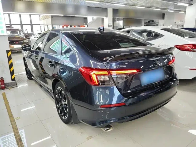 Honda Civic — Фото автомобиля 4