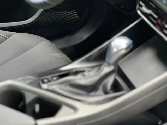 Roewe i5 — Фото автомобиля 21