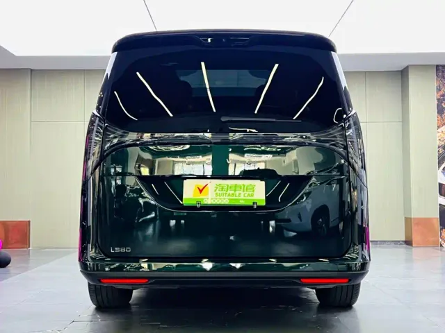 Geely Yizhen L380 — Фото автомобиля 5