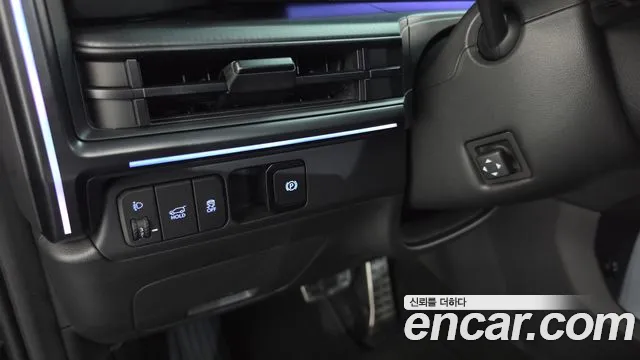 Hyundai Santafe Santa Fe (MX5) Бензин 2.5T 4WD — Фото автомобиля 16