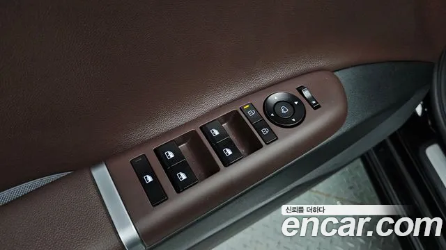 Hyundai Grandeur GN7 — Фото автомобиля 23