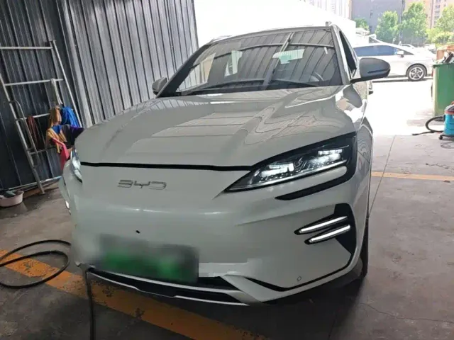 BYD Song PLUS — Фото автомобиля 2