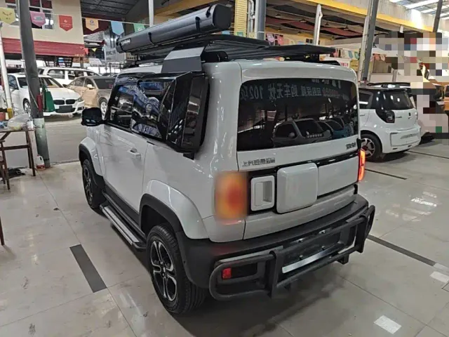 Baojun Yep — Фото автомобиля 4