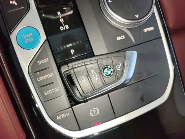 BMW i3 — Фото автомобиля 8