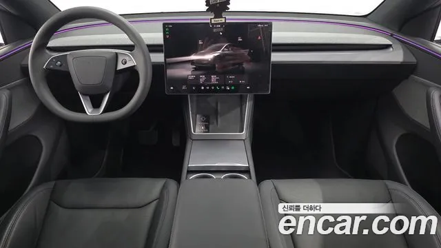 Tesla Model Y — Фото автомобиля 10