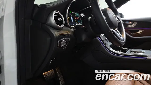 Mercedes-Benz GLC-Class X253 — Фото автомобиля 30