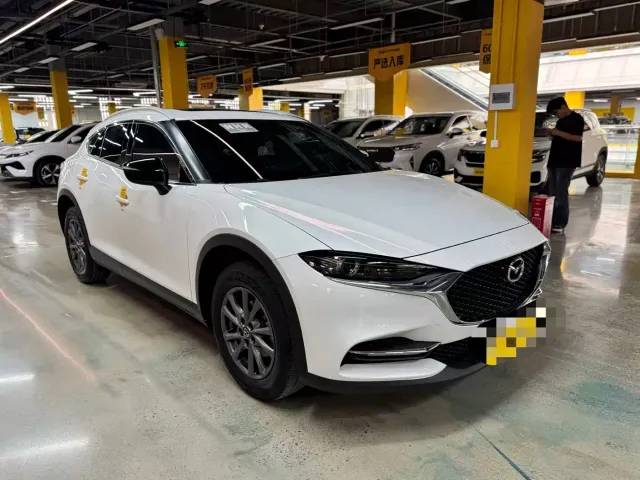 Mazda CX-4 — Фото автомобиля 5