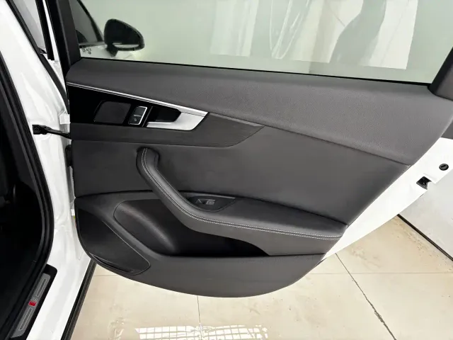 Audi A4L — Фото автомобиля 21