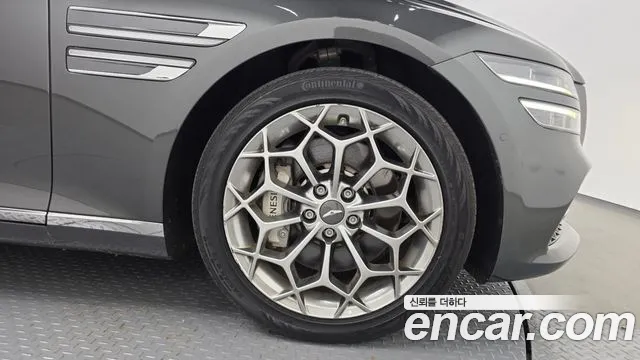 Genesis G80 RG3 — Фото автомобиля 6