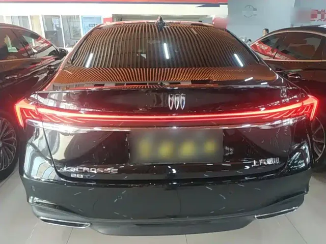 Buick LaCrosse — Фото автомобиля 5