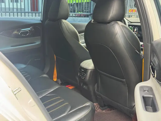 GAC Trumpchi Emkoo — Фото автомобиля 11