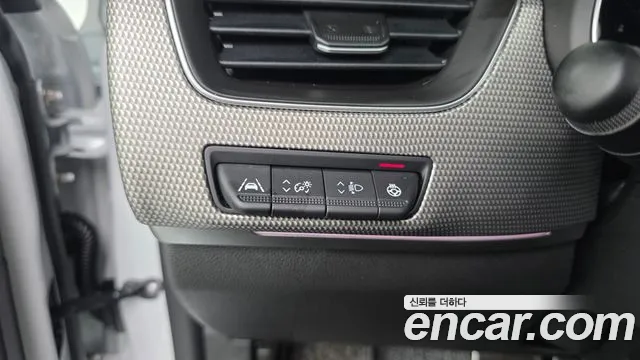Renault-KoreaSamsung XM3 — Фото автомобиля 12