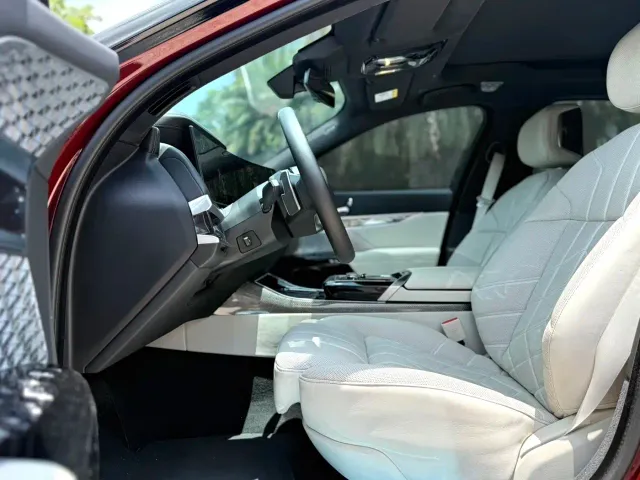 BMW 7 Series — Фото автомобиля 4
