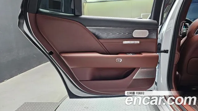 Genesis G90 Бензин 3.5 турбо AWD — Фото автомобиля 20