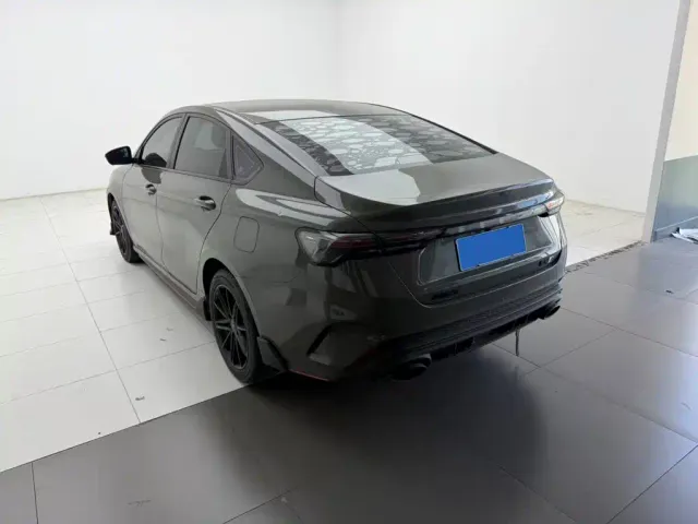 Geely Binrui — Фото автомобиля 7