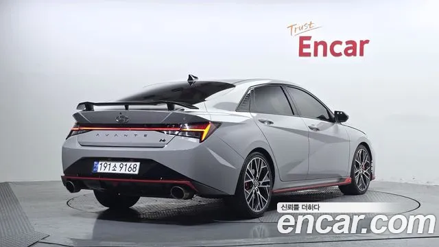 Hyundai AVANTE — Фото автомобиля 2