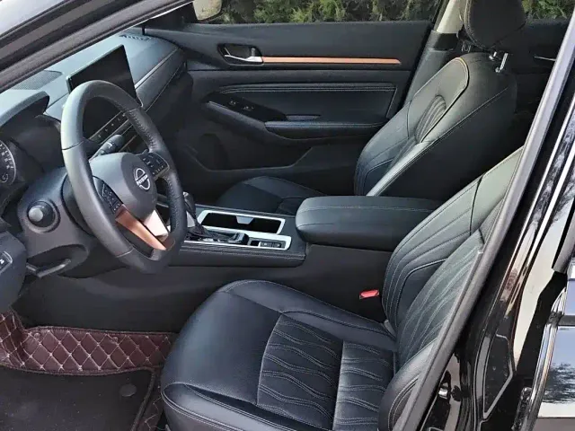 Nissan Teana — Фото автомобиля 7