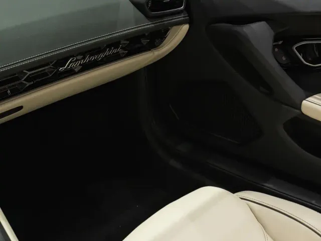 Lamborghini Huracan — Фото автомобиля 14