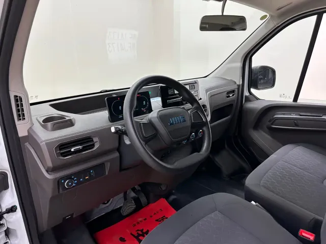 JMC E-Fushun — Фото автомобиля 15