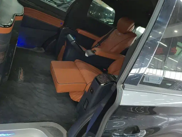 GAC Trumpchi M8 — Фото автомобиля 16
