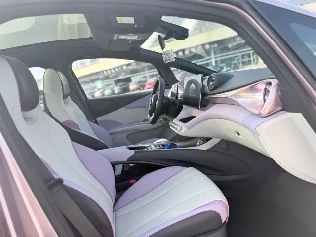 BYD Dolphin — Фото автомобиля 12