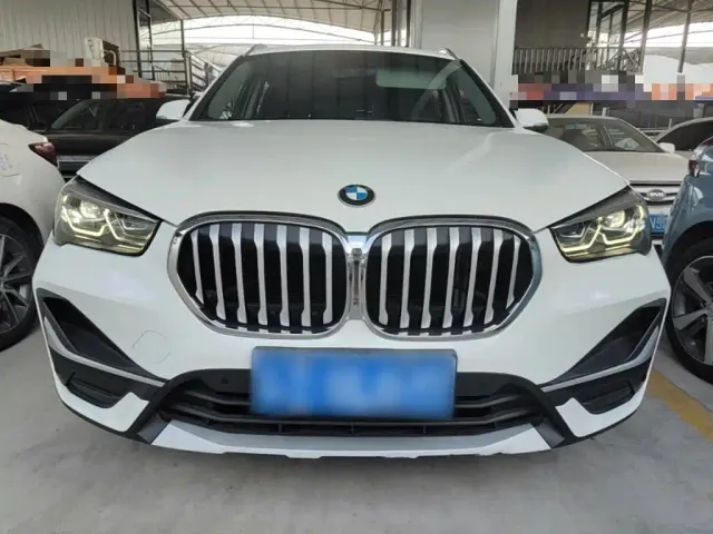 BMW X1 — Фото автомобиля 2