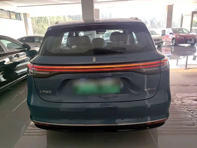 Shangjie SUV — Фото автомобиля 5