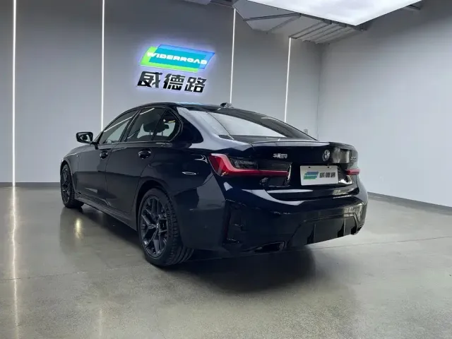 BMW 3 Series — Фото автомобиля 4