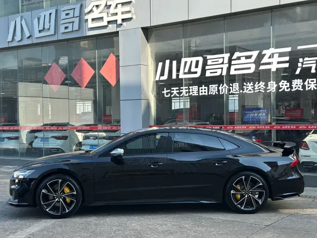 Audi A7L — Фото автомобиля 2
