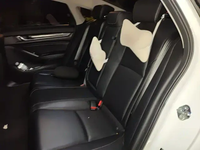 Honda Accord — Фото автомобиля 14