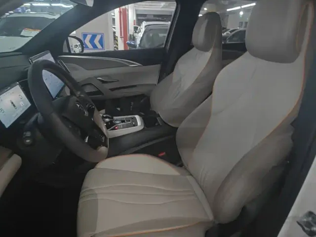 BYD Song Pro — Фото автомобиля 14